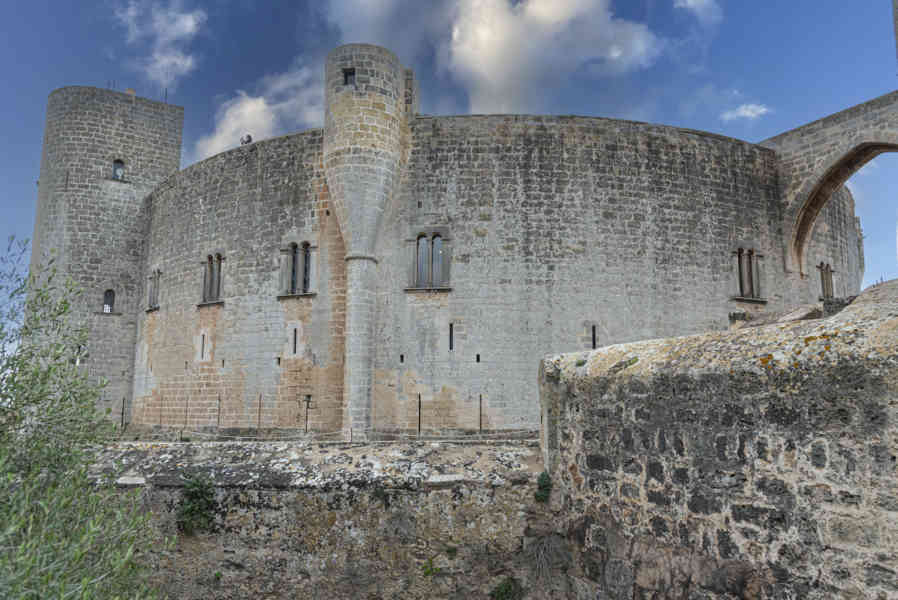 Mallorca - Palma 106 - castillo de Bellver.jpg